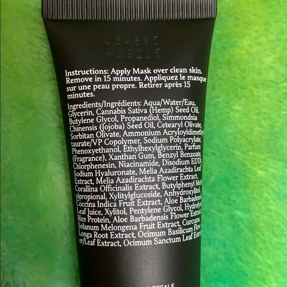 Rejuvenating face mask - Picture 3 of 4